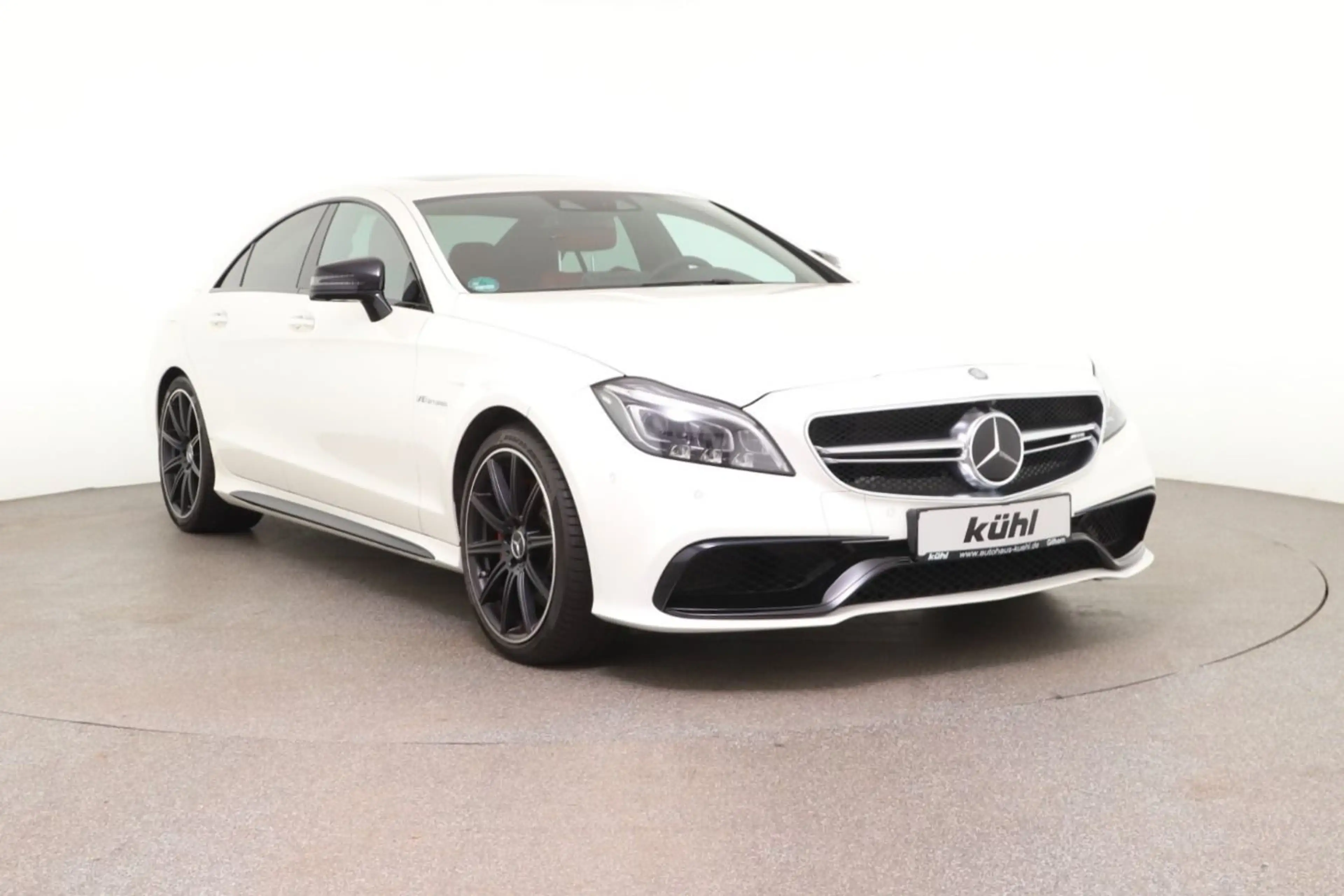Mercedes-Benz CLS 63 AMG S 4Matic — photo 6