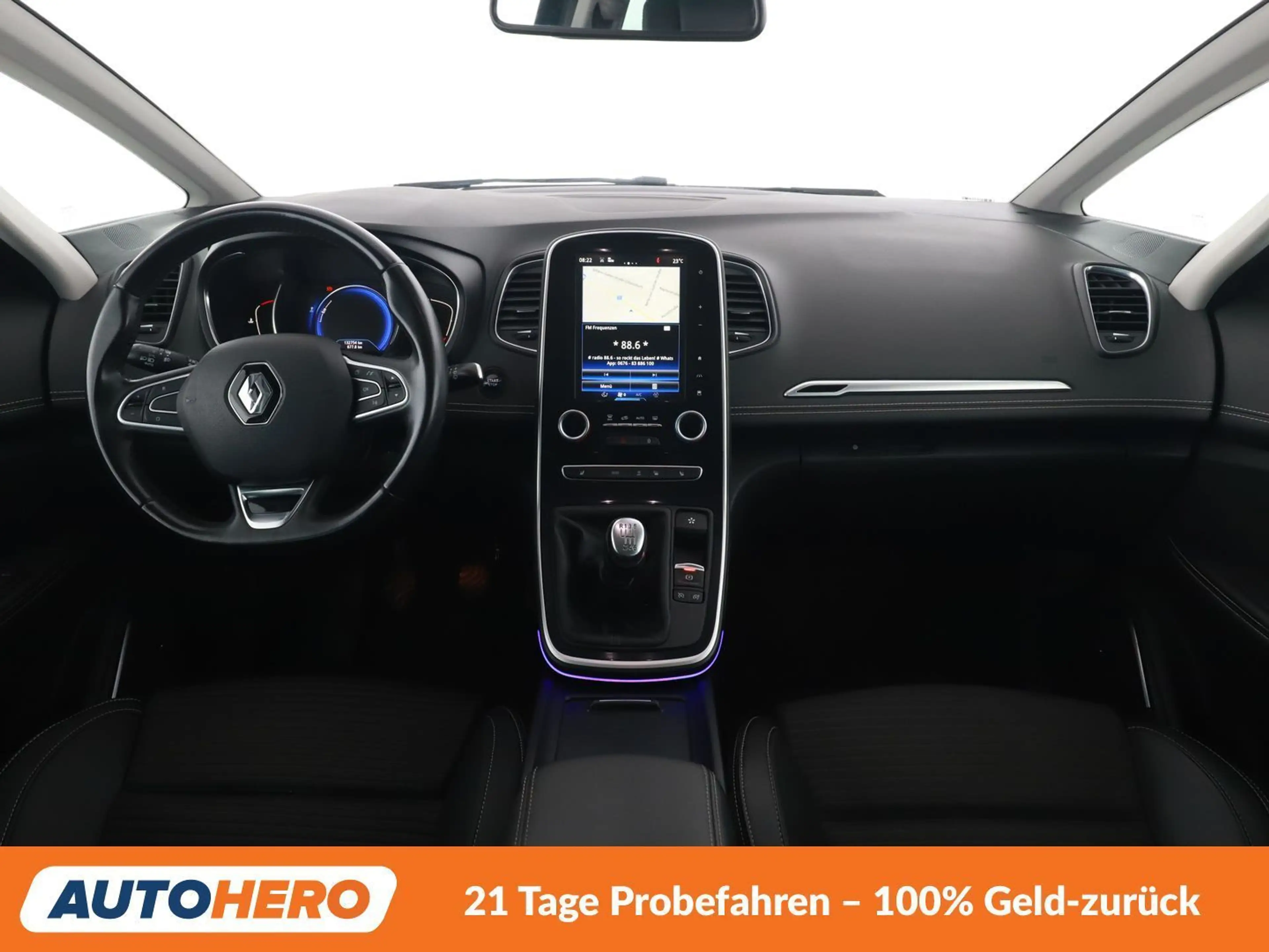 Renault Grand Scenic 1.5 dCi Energy BOSE-Edition — photo 12
