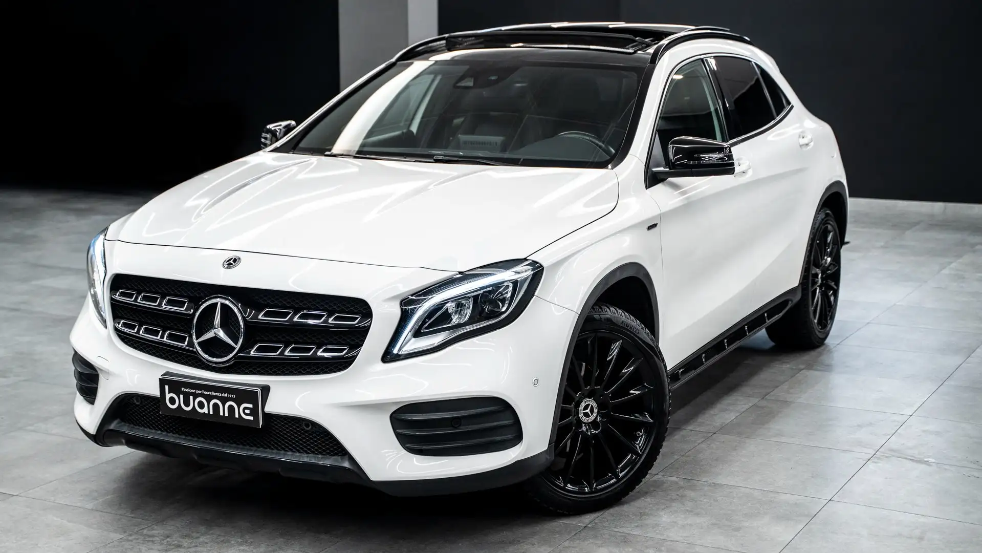 Mercedes-Benz GLA 220 D 170CV NIGHT EDITION TETTO APR. PELLE NAVI LED IT Blanc - 1
