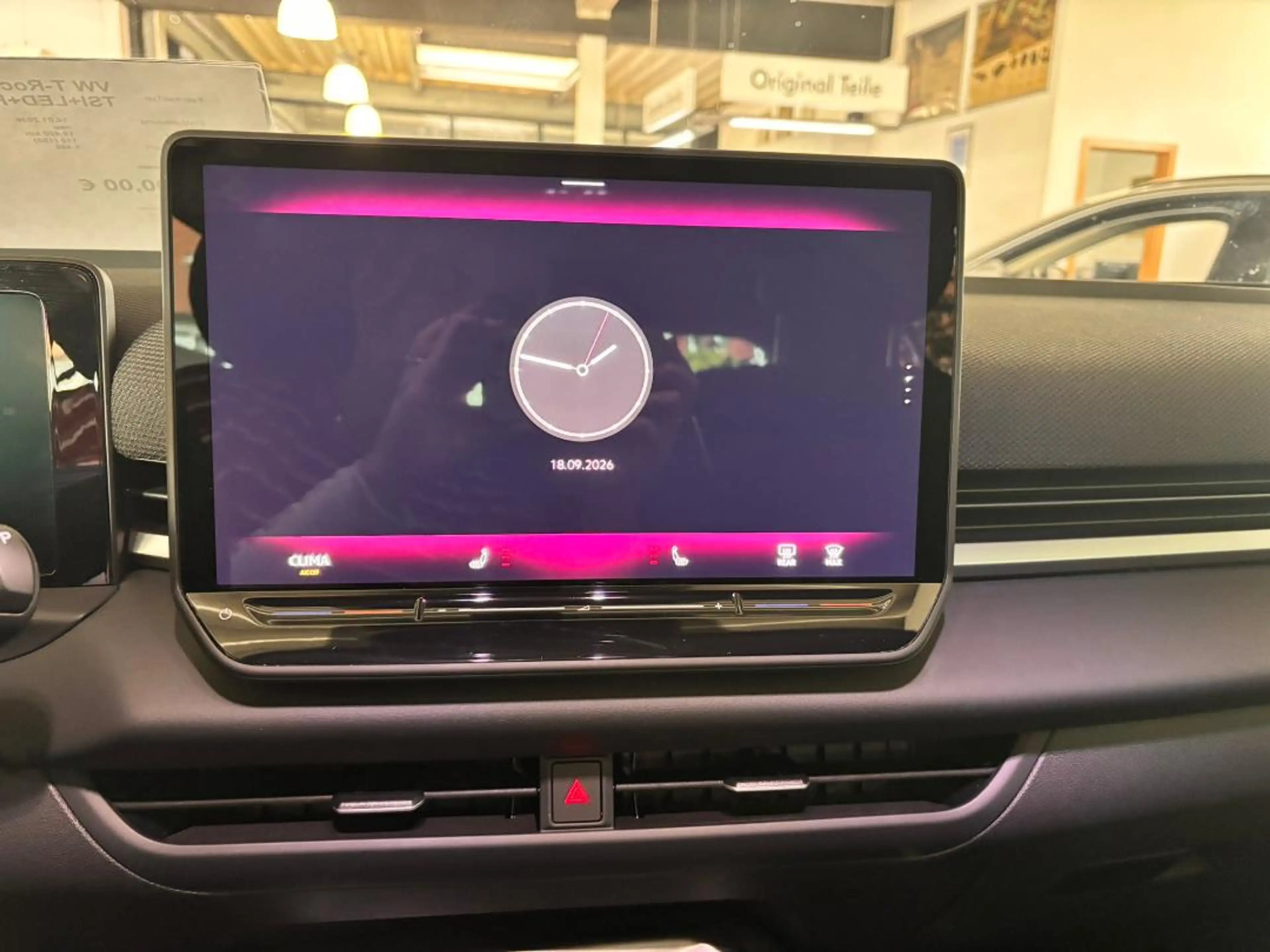Volkswagen T-Roc R-Line 1.0 TSI+LED+KAMERA+NAVI — photo 9