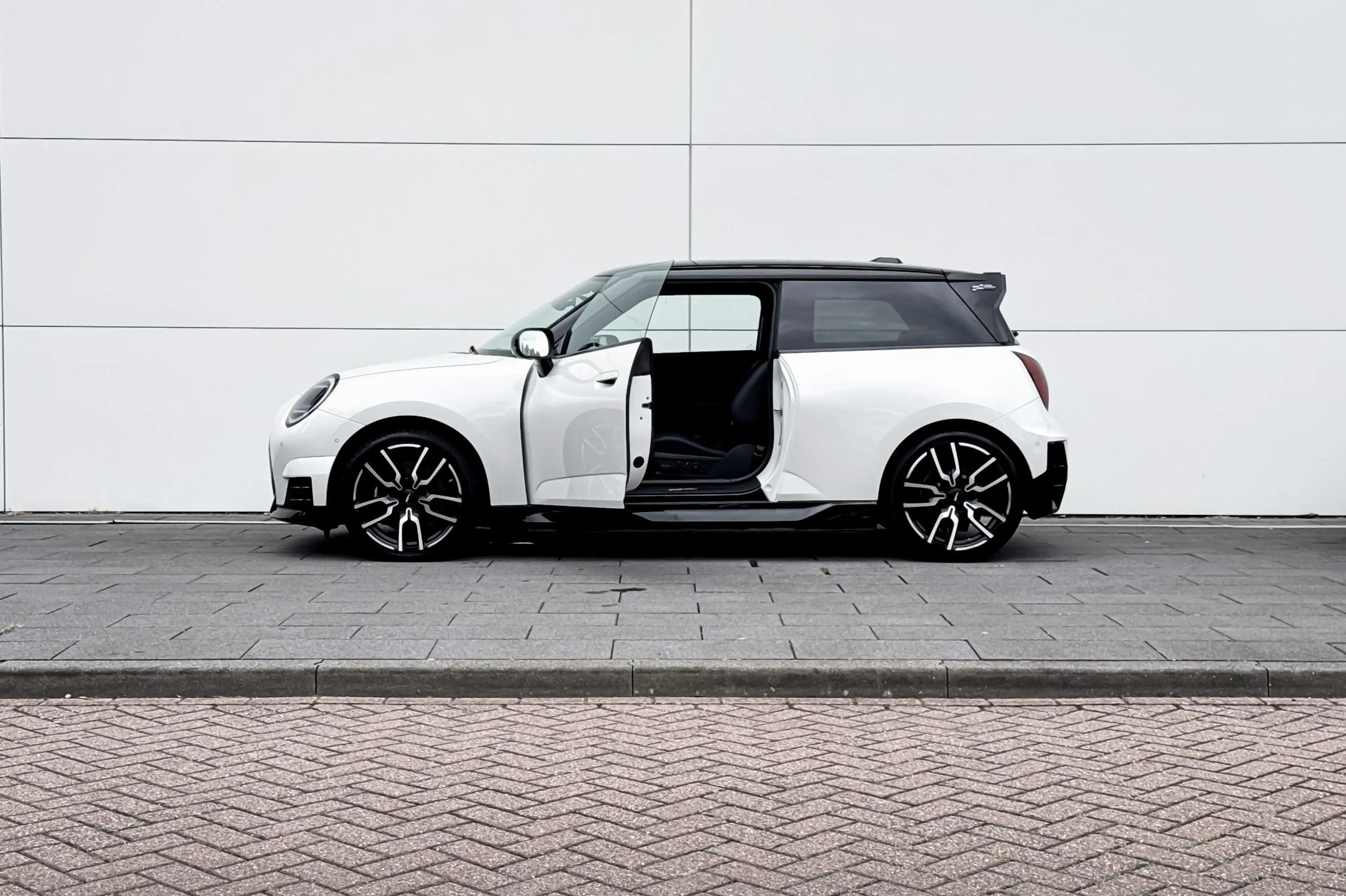 MINI John Cooper Works 3-Deurs SE Cooper XL 54.2 kWh — photo 3