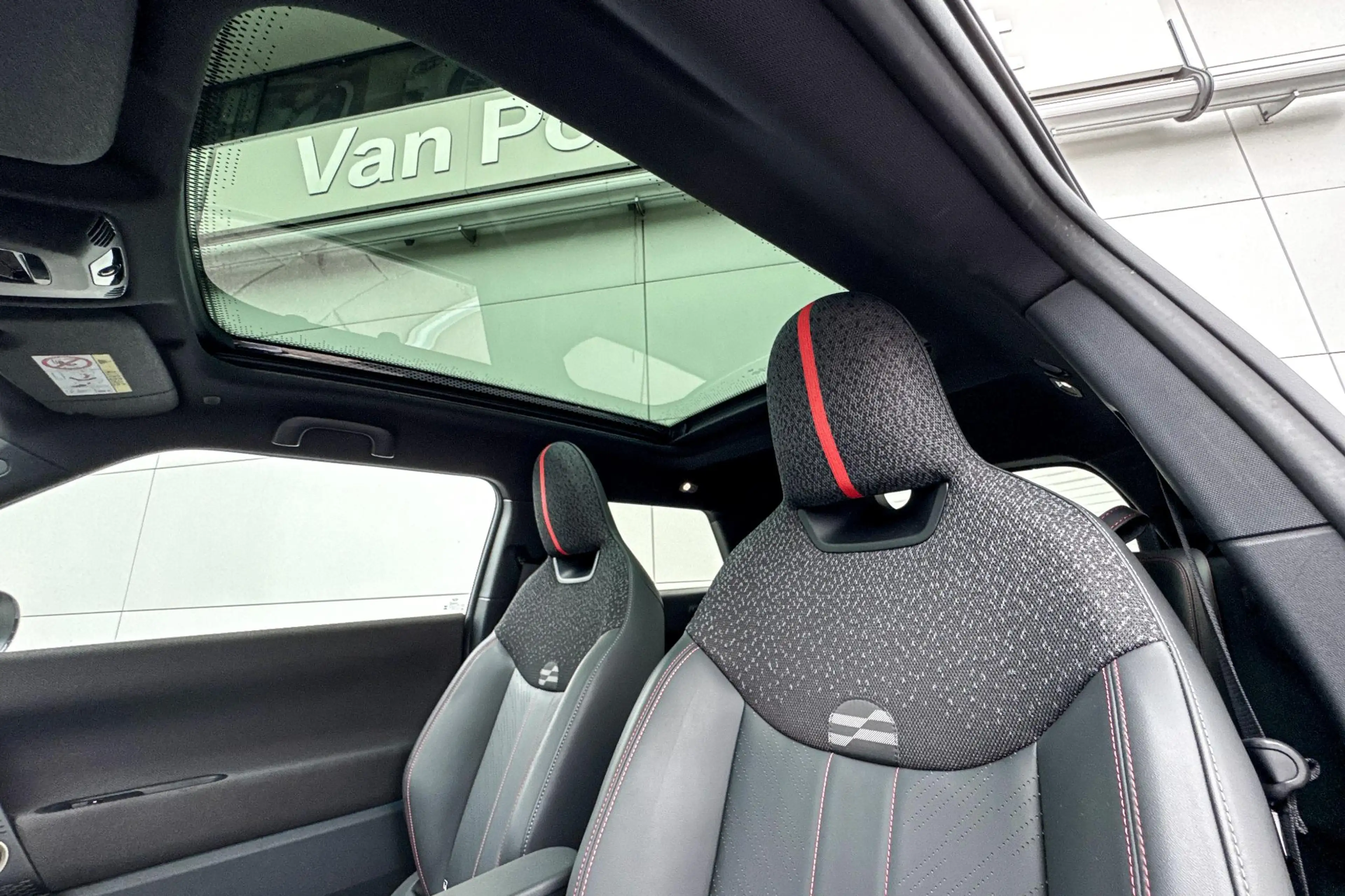 MINI John Cooper Works 3-Deurs SE Cooper XL 54.2 kWh — photo 10