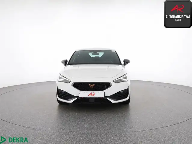 Cupra Leon view 8