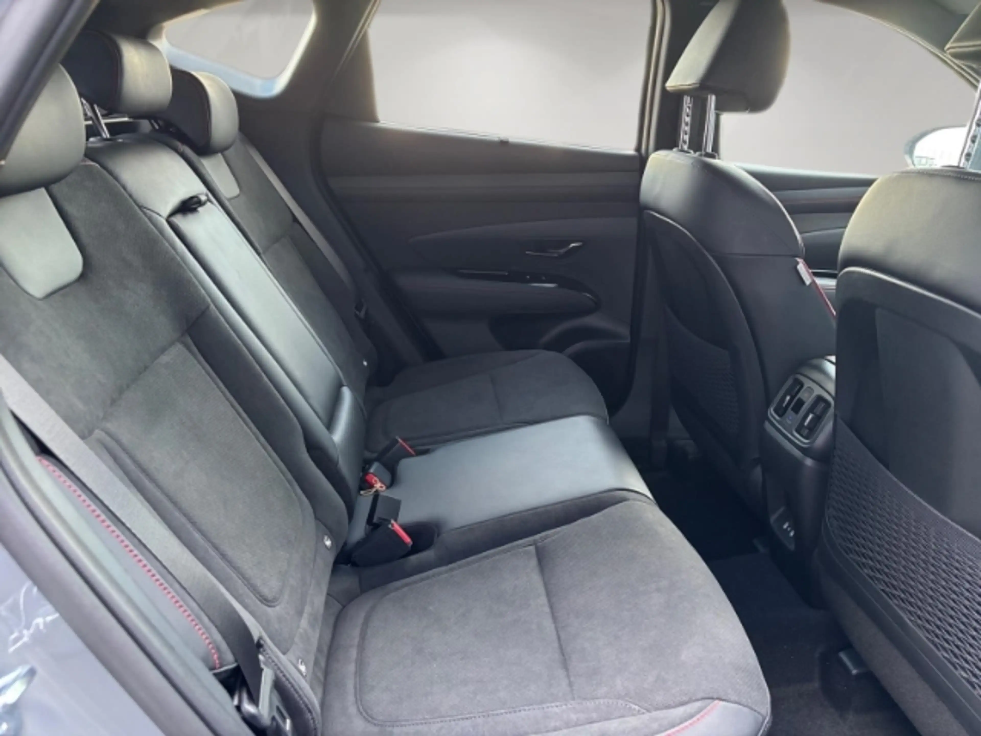 Hyundai TUCSON N Line X FL (MY27) 1.6 T-GDI (150 PS) 7-DCT 2WD He — photo 13
