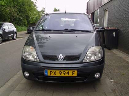 Renault Megane 1.6-16V Dynamique AUTOMAAT