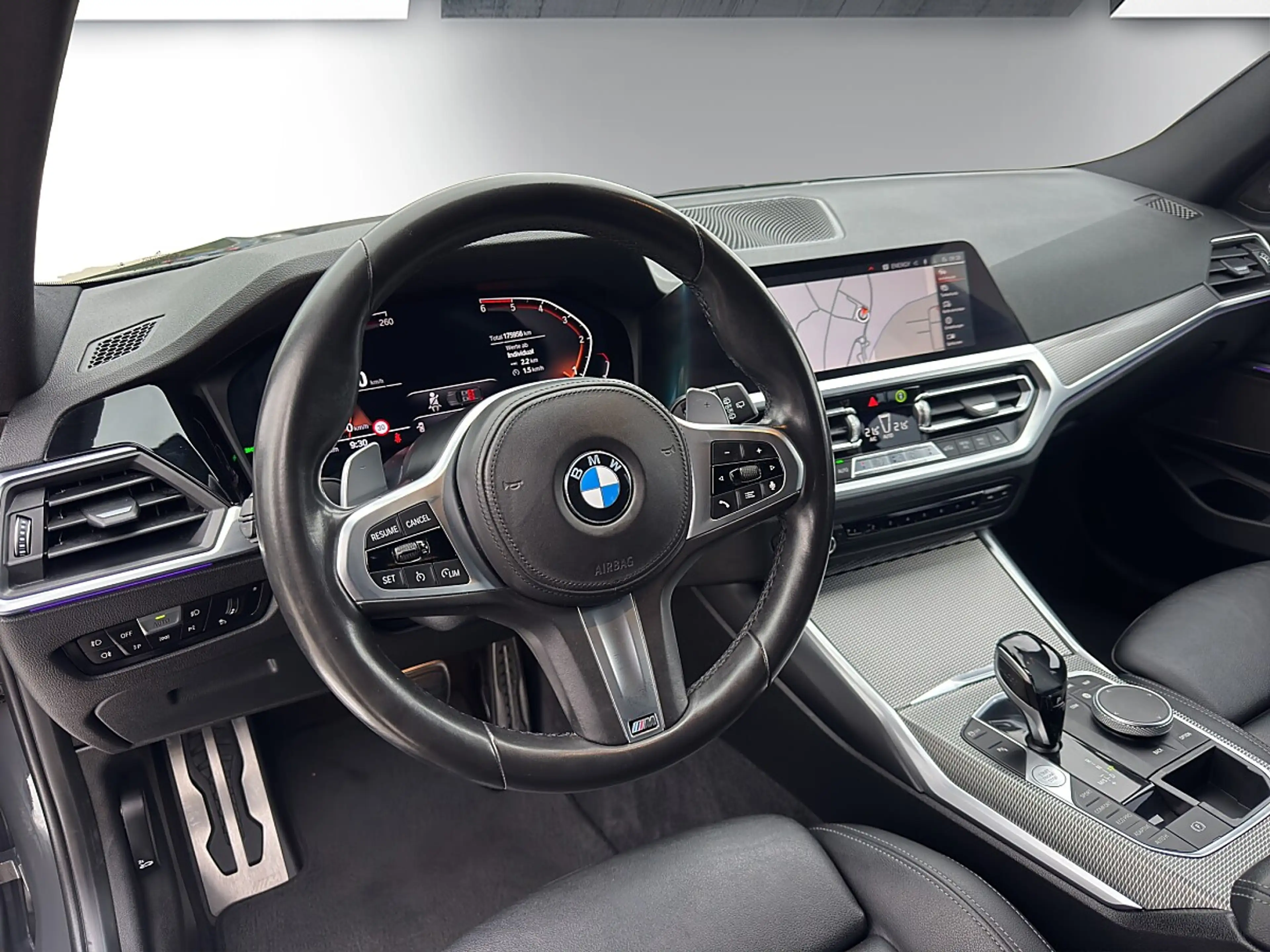 BMW 320 d Touring Aut. M-Packet * Rückfahrkamera *Head... — photo 9