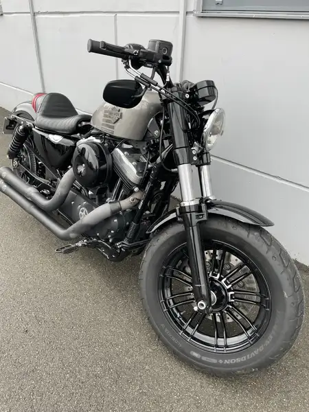 Harley-Davidson Sportster Forty Eight - foto 2