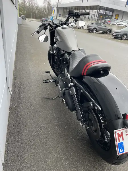 Harley-Davidson Sportster Forty Eight - foto 4
