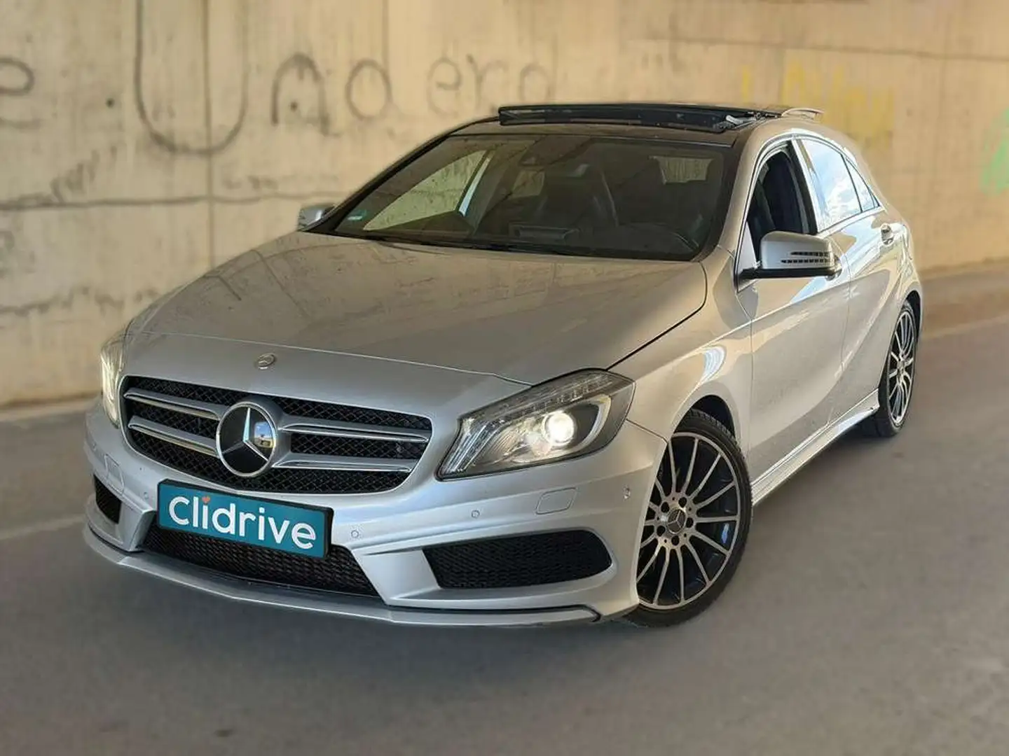 Mercedes-Benz A 250 BlueEFFICIENCY DCT AMG Sport Gris - 1