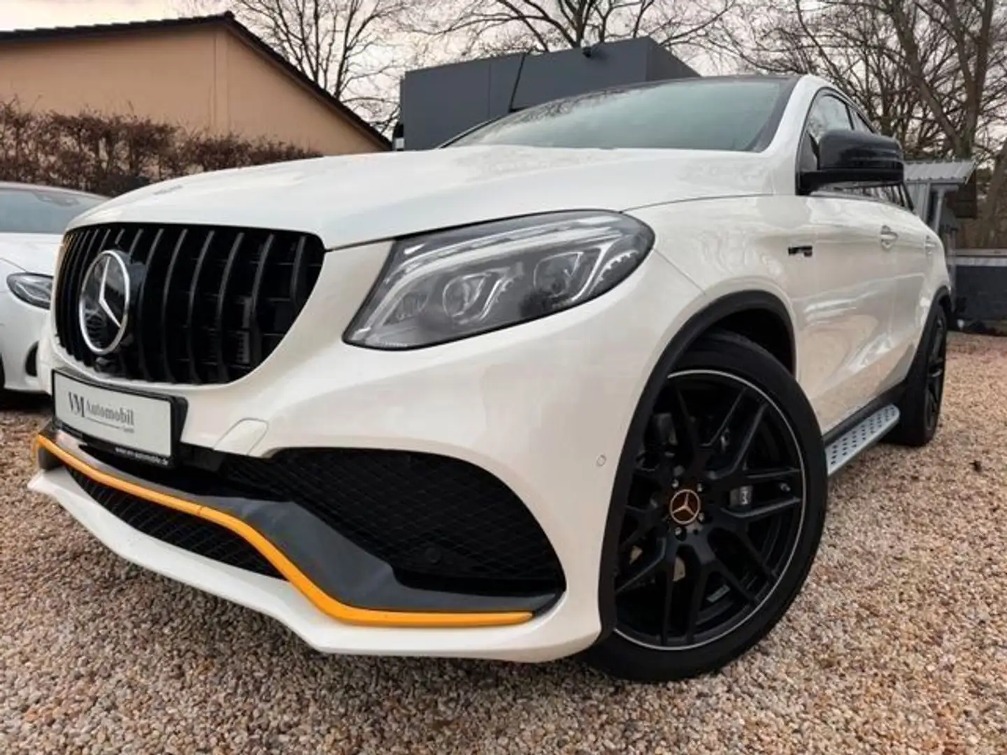 Mercedes-Benz GLE 63 AMG 4Matic Pano*360Kam*ACC*H/K Weiß - 1