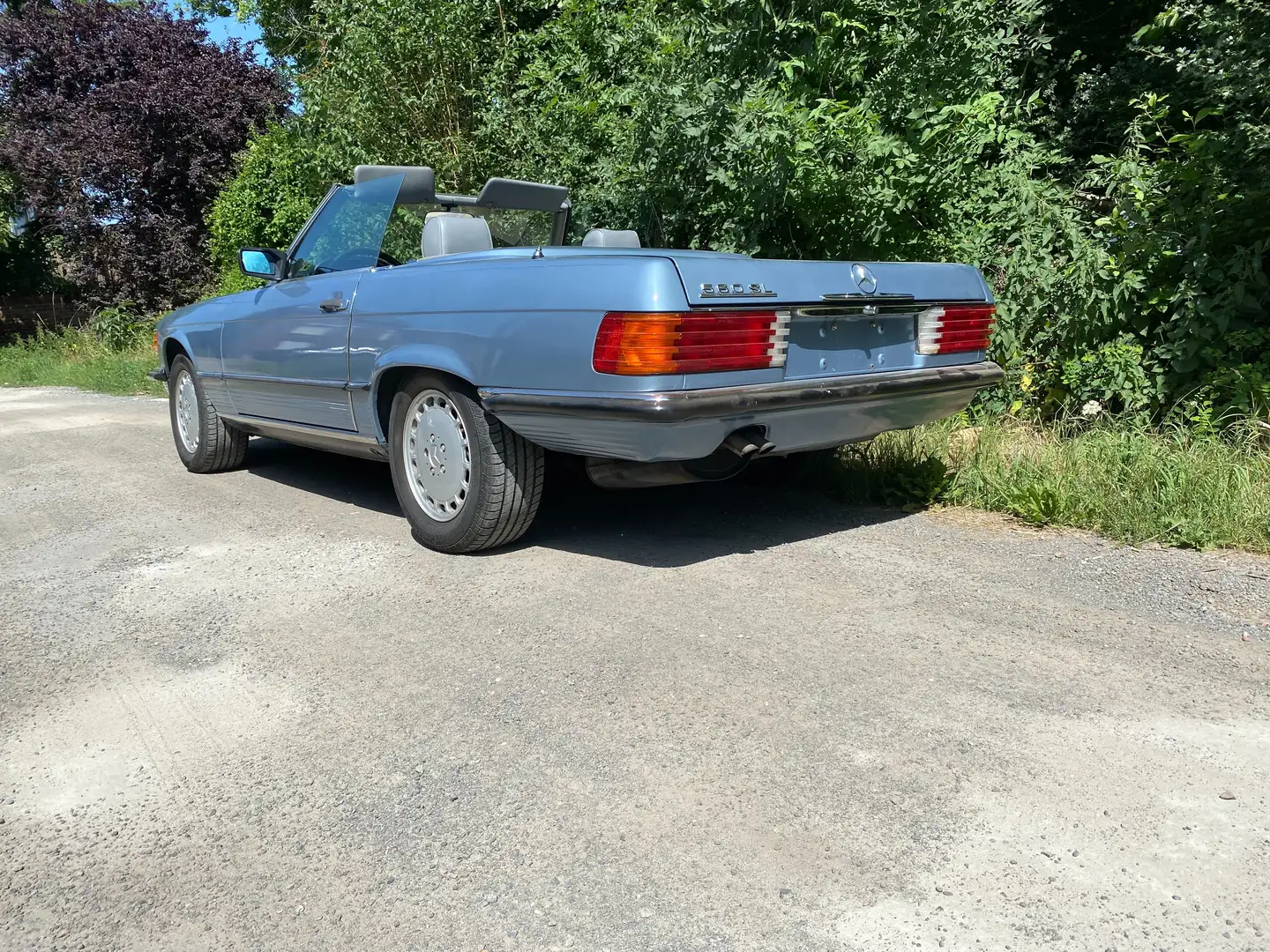 Mercedes-Benz SL 560 Bleu - 2