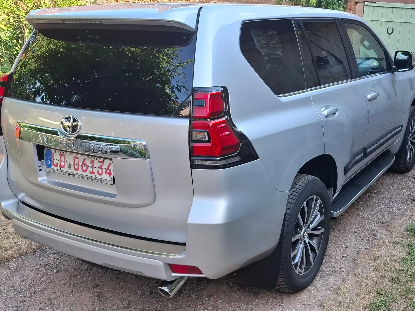 Toyota Land Cruiser 2.8 D-4D AUTOM. TEC 1.HAND! ORIGINAL 21 000 KM TOP Argent - 2