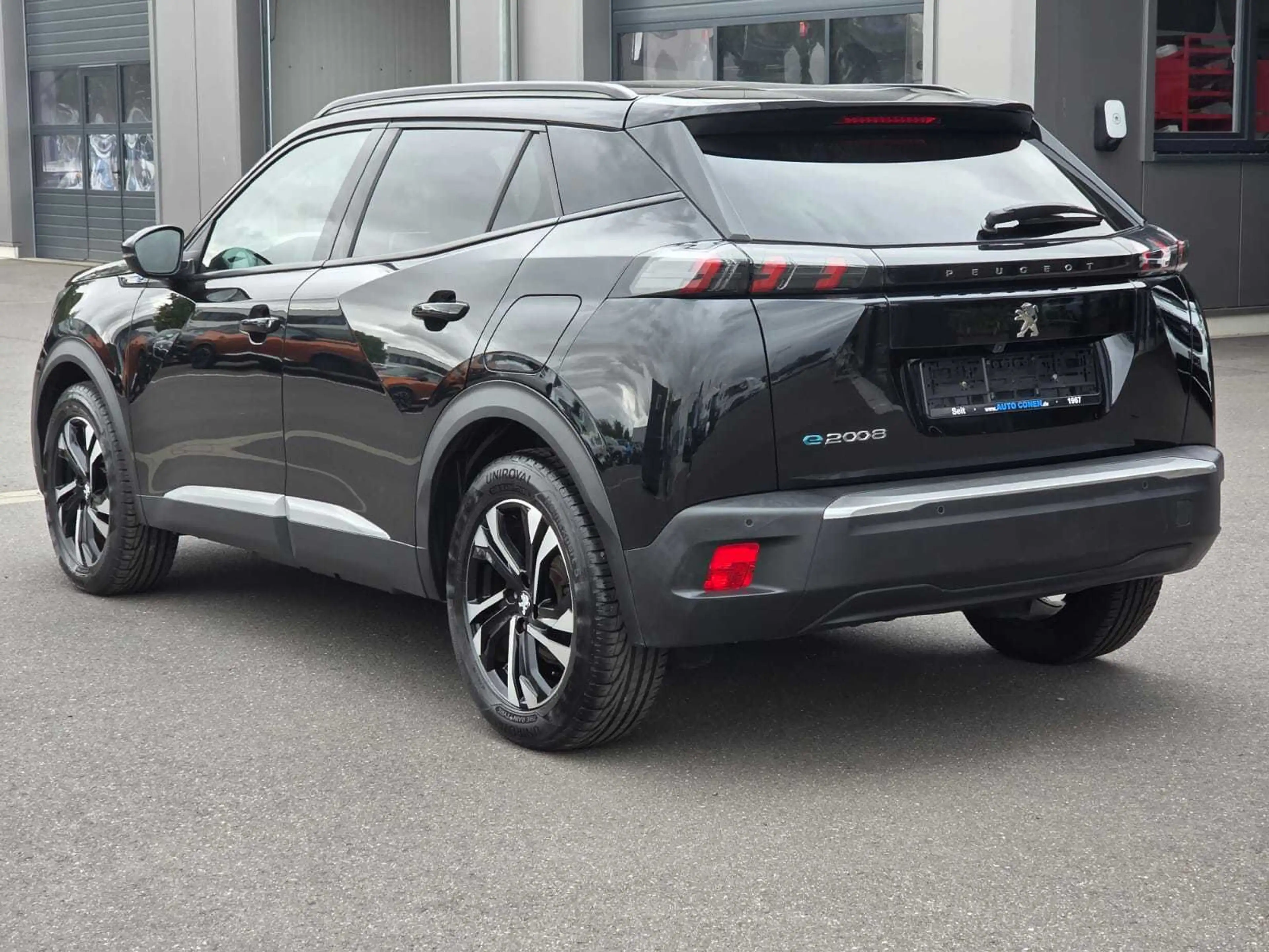 Peugeot e-2008 ALLURE PACK Sitzh.+Keyless+Mirrorin — photo 5