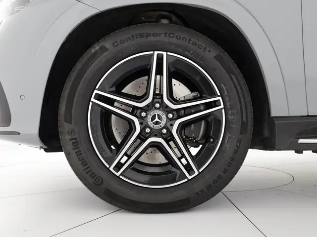 Mercedes-Benz 300 view 6
