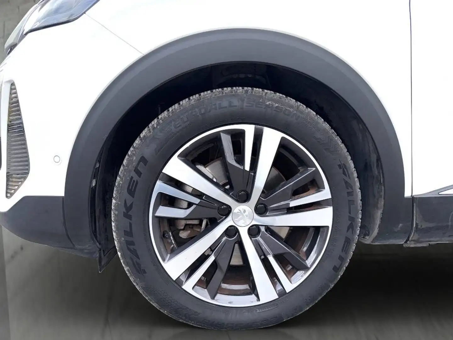 Peugeot 3008 1.6 hybrid phev Allure Pack 225cv e-eat8 Bianco - 2