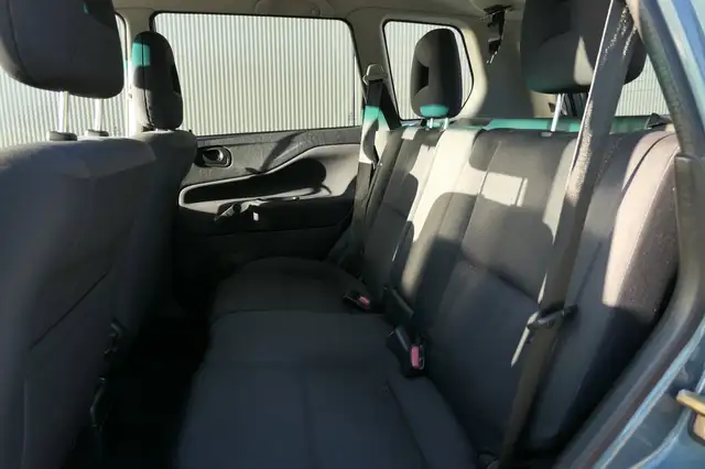Mitsubishi Space Star view 11
