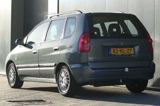 Mitsubishi Space Star view 4