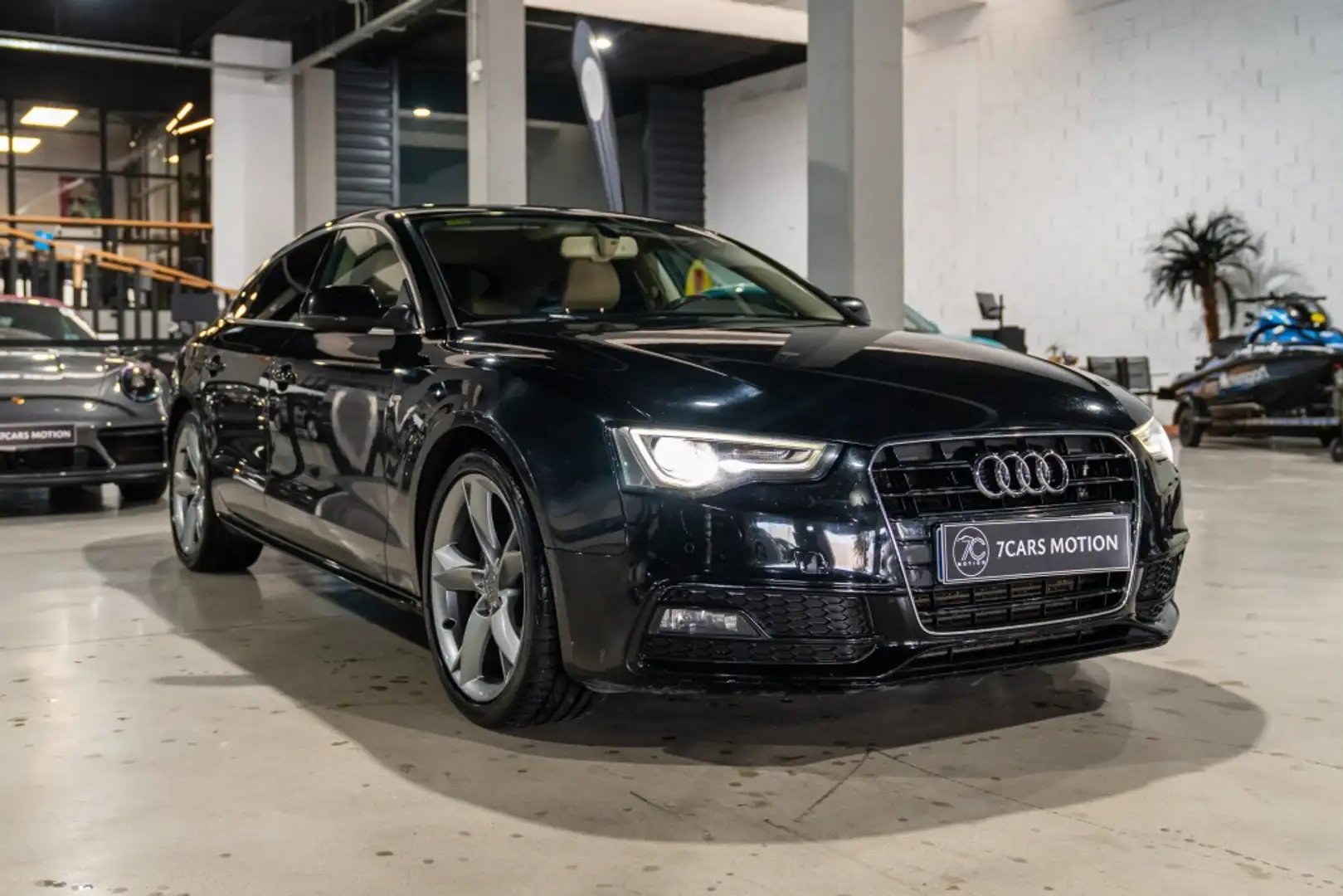 Audi A5 Sportback 3.0TDI S line edition 204 Schwarz - 2