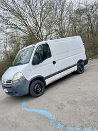 Combi L2H2 2t8 2.5 dCi 100 Intro