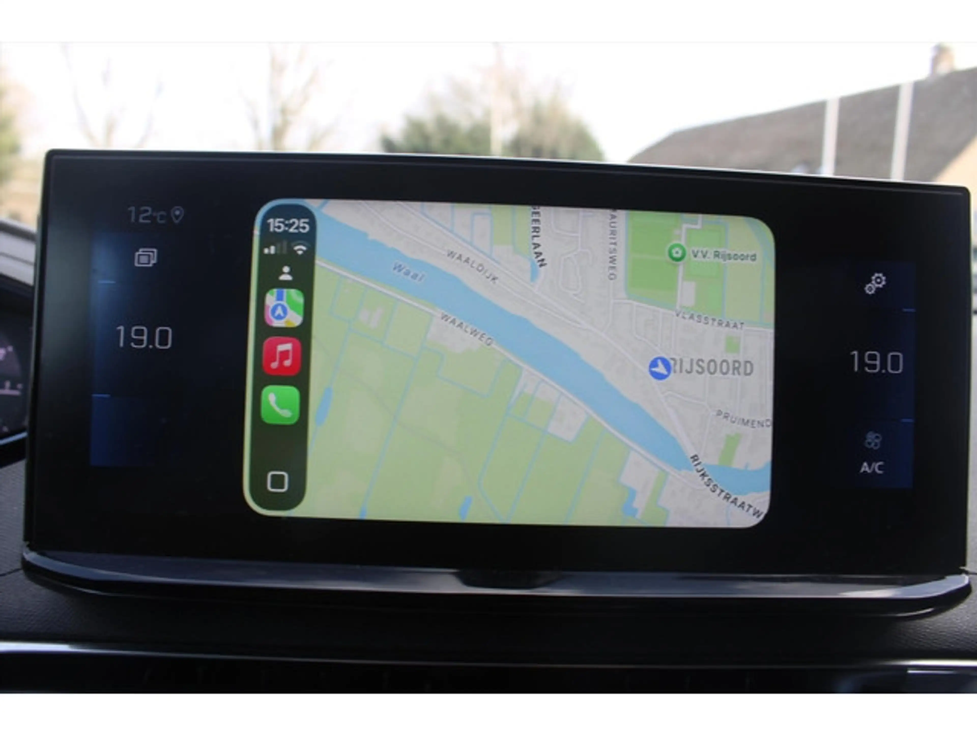 Peugeot 5008 1.2 PureTech *Allure* | Camera | Carplay | Stoelve — photo 9