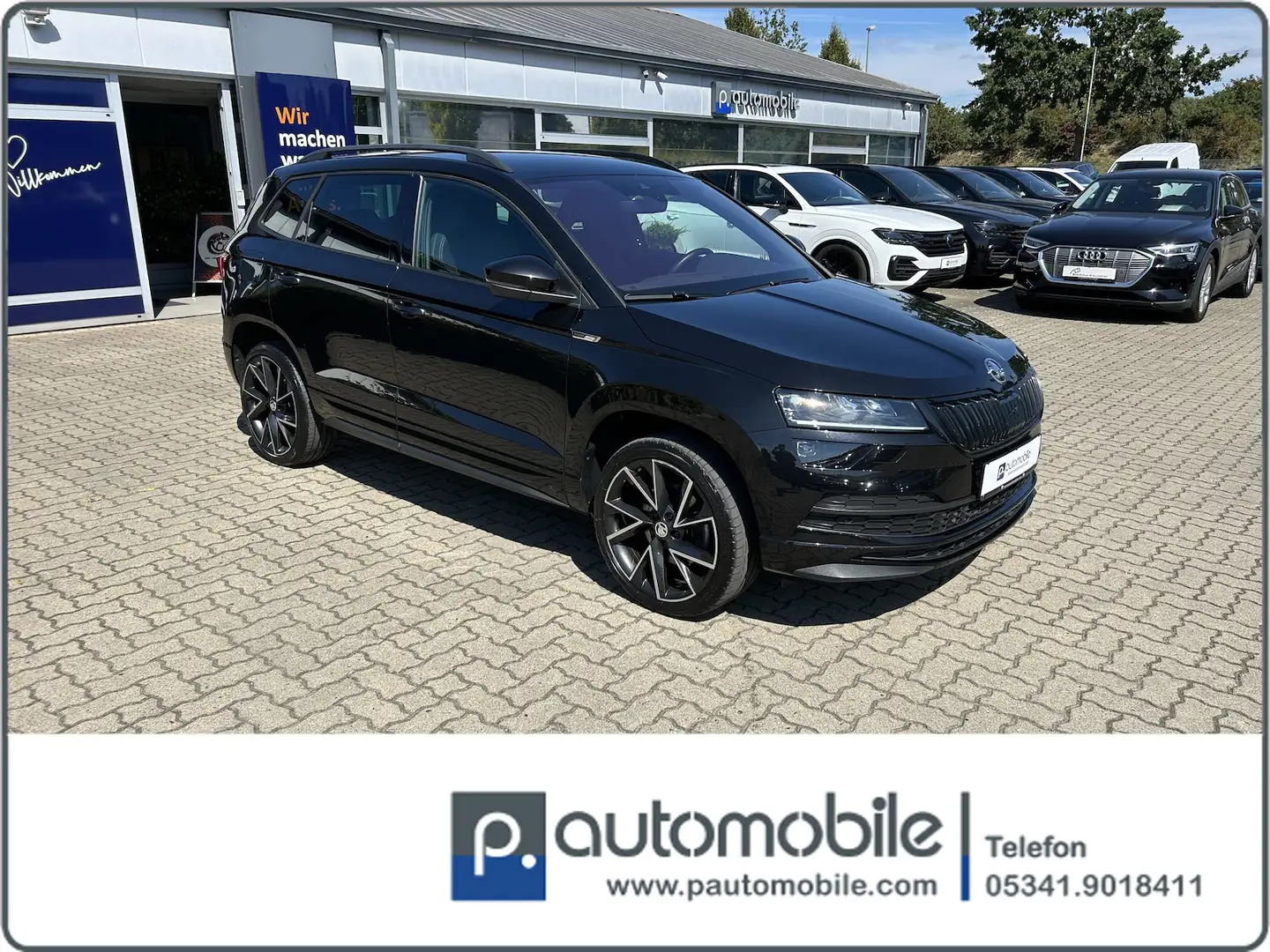 Skoda Karoq 2.0 TDI Sportline*AHK*NAVI*LED*SH*PDC*ACC* Zwart - 2