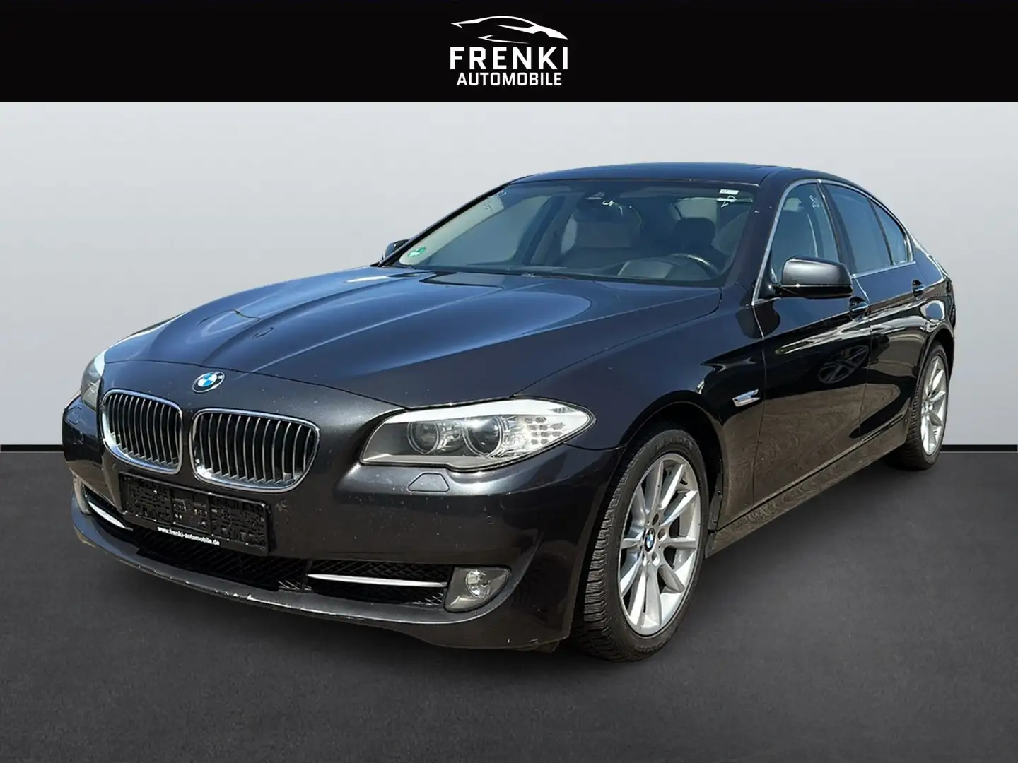 BMW 530 5 Lim. 530 d xDrive*Glasdach*Head-Up*Navi Prof.* Grau - 1