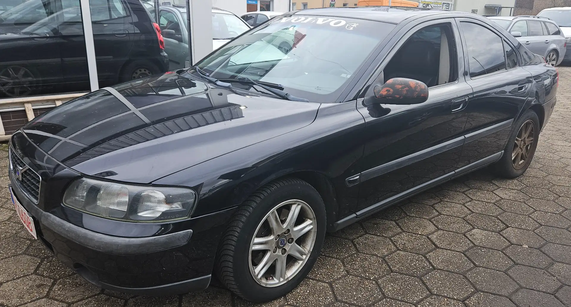 Volvo S60 2.4 Comfort Černá - 2