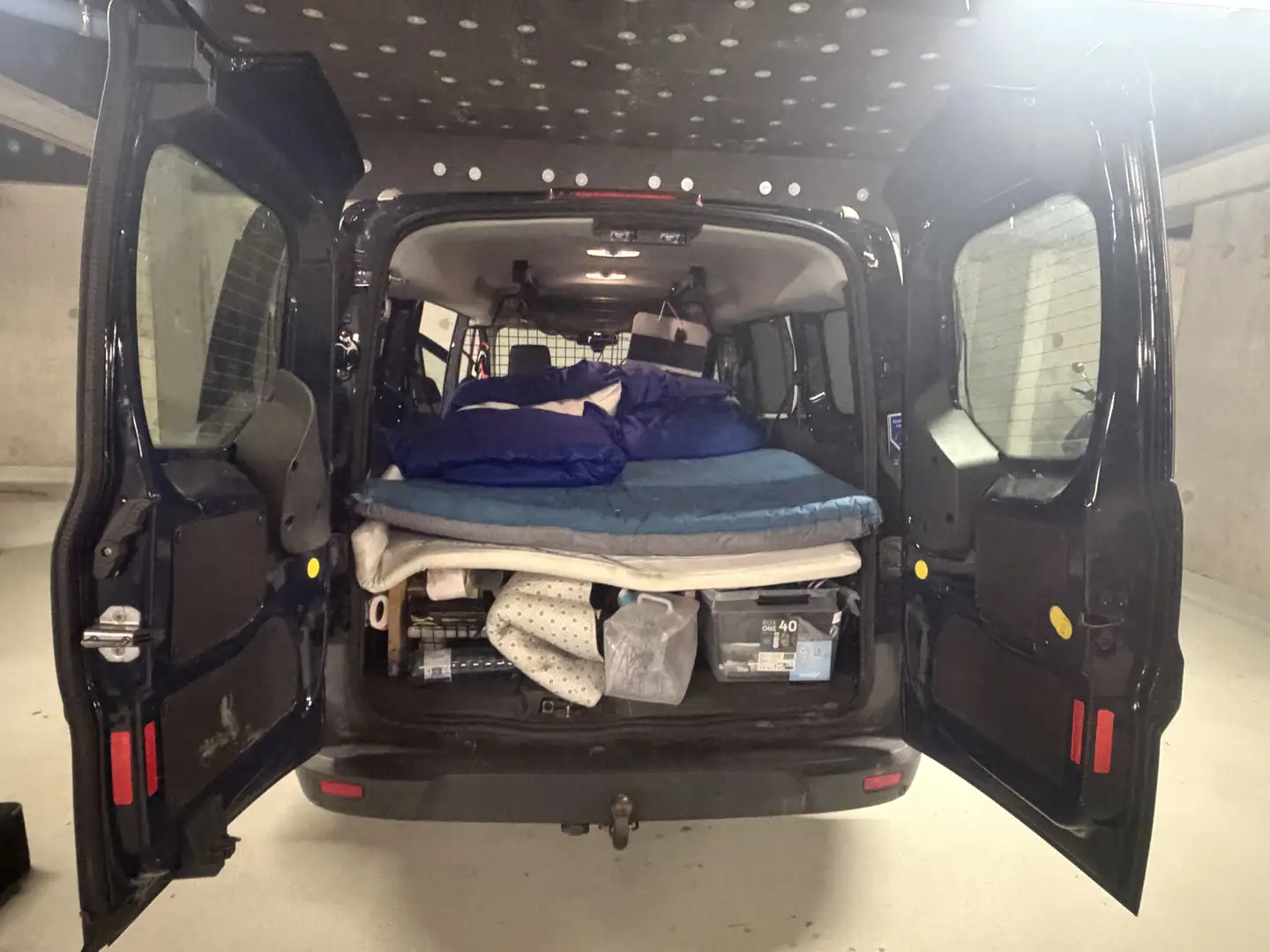 Ford Transit Connect L2 240 Doppelkabine 1,6 TDCi Ambiente - 2