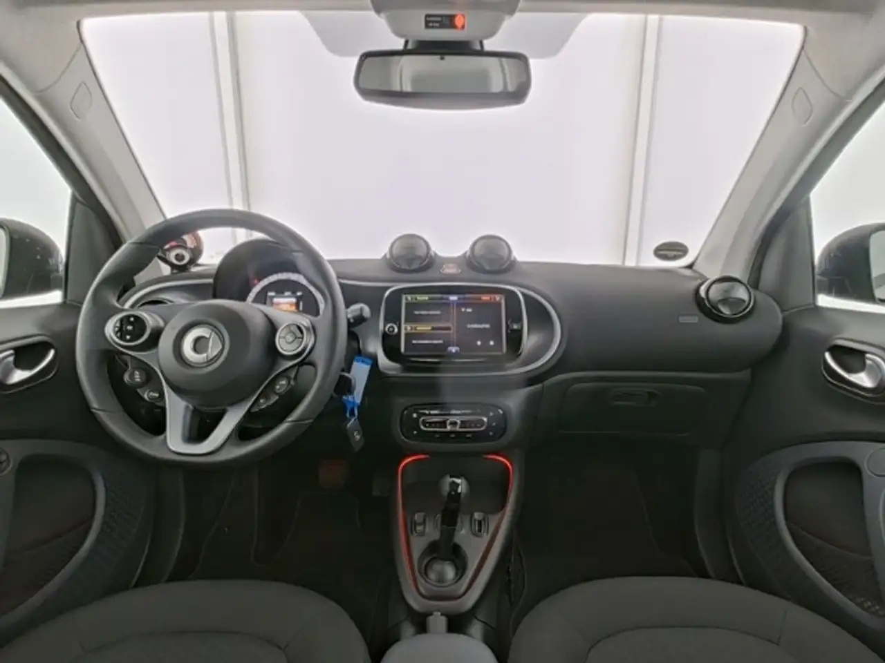smart forTwo 2024 — фото 7