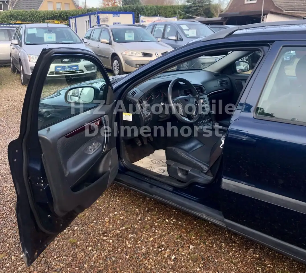 Volvo V70 Kombi 2.4L Benzin/ TÜV 11.2026 / Klima AHK, foto 11