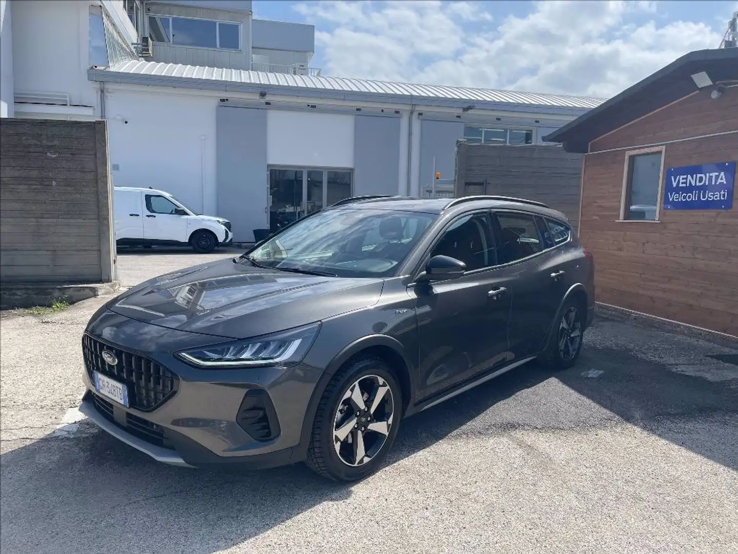 Ford Focus Active SW 1.5 ecoblue Design 120cv auto Grau - 1