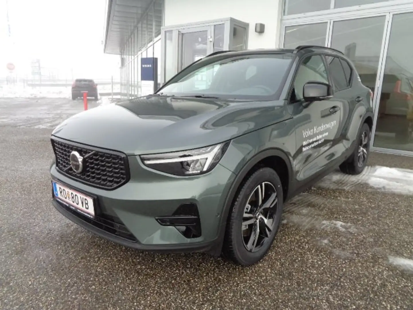 Volvo XC40 Plus Dark 2WD - 2