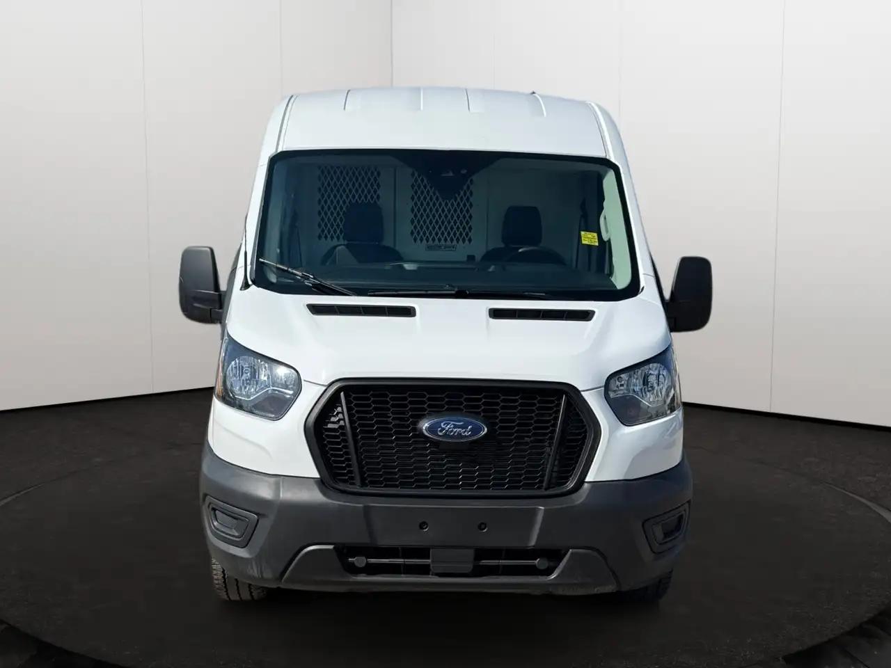 Ford Transit Cargo Van снимка Ford Transit Cargo Van
