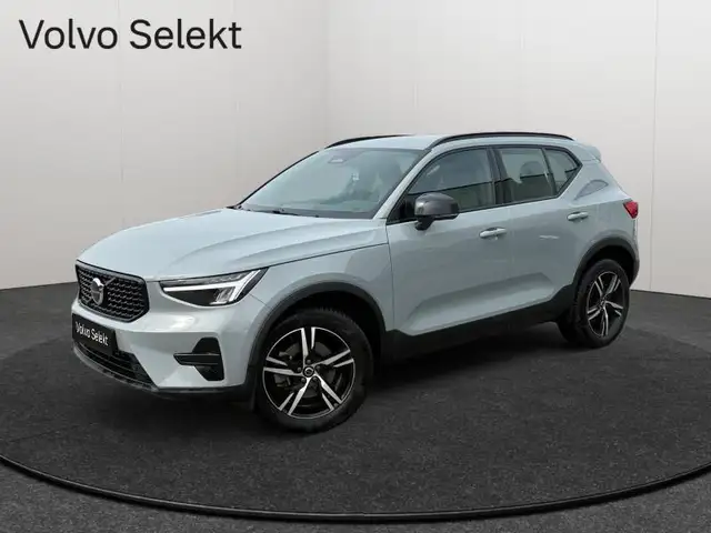 Volvo XC40 B3 Plus Dark / Essence