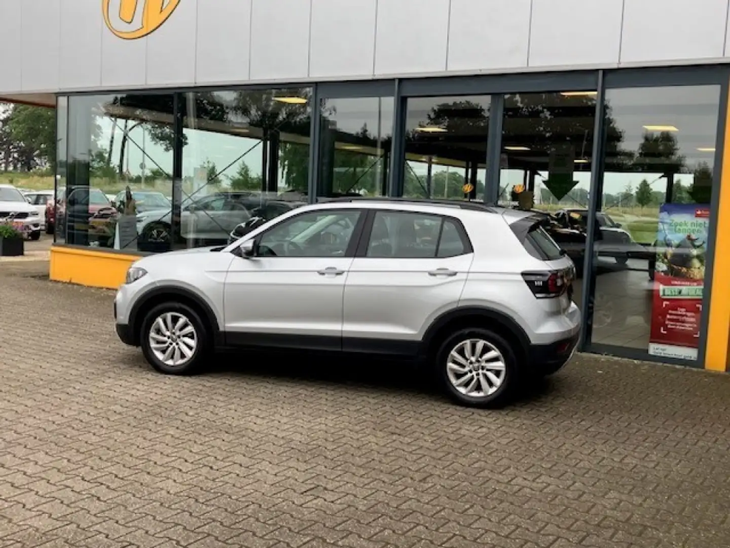 Volkswagen T-Cross 1.0 TSI Style Navi- climate control - stoelverwarm Zilver - 2