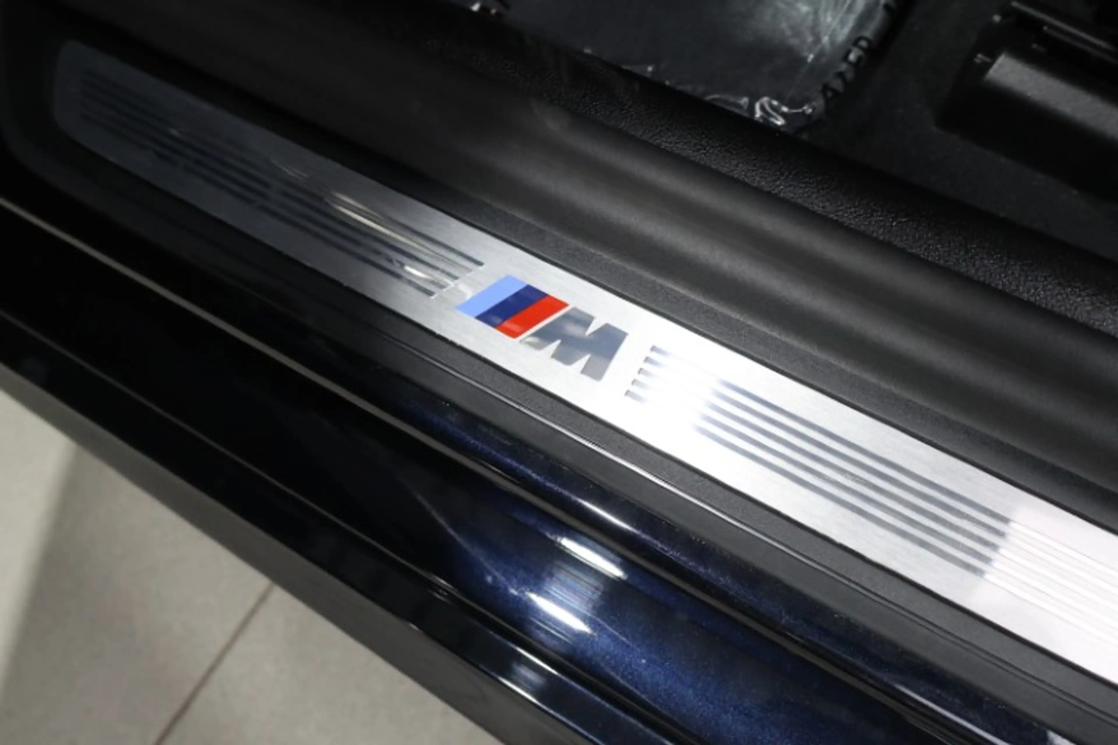 BMW 530 530eXAS PHEV — photo 13