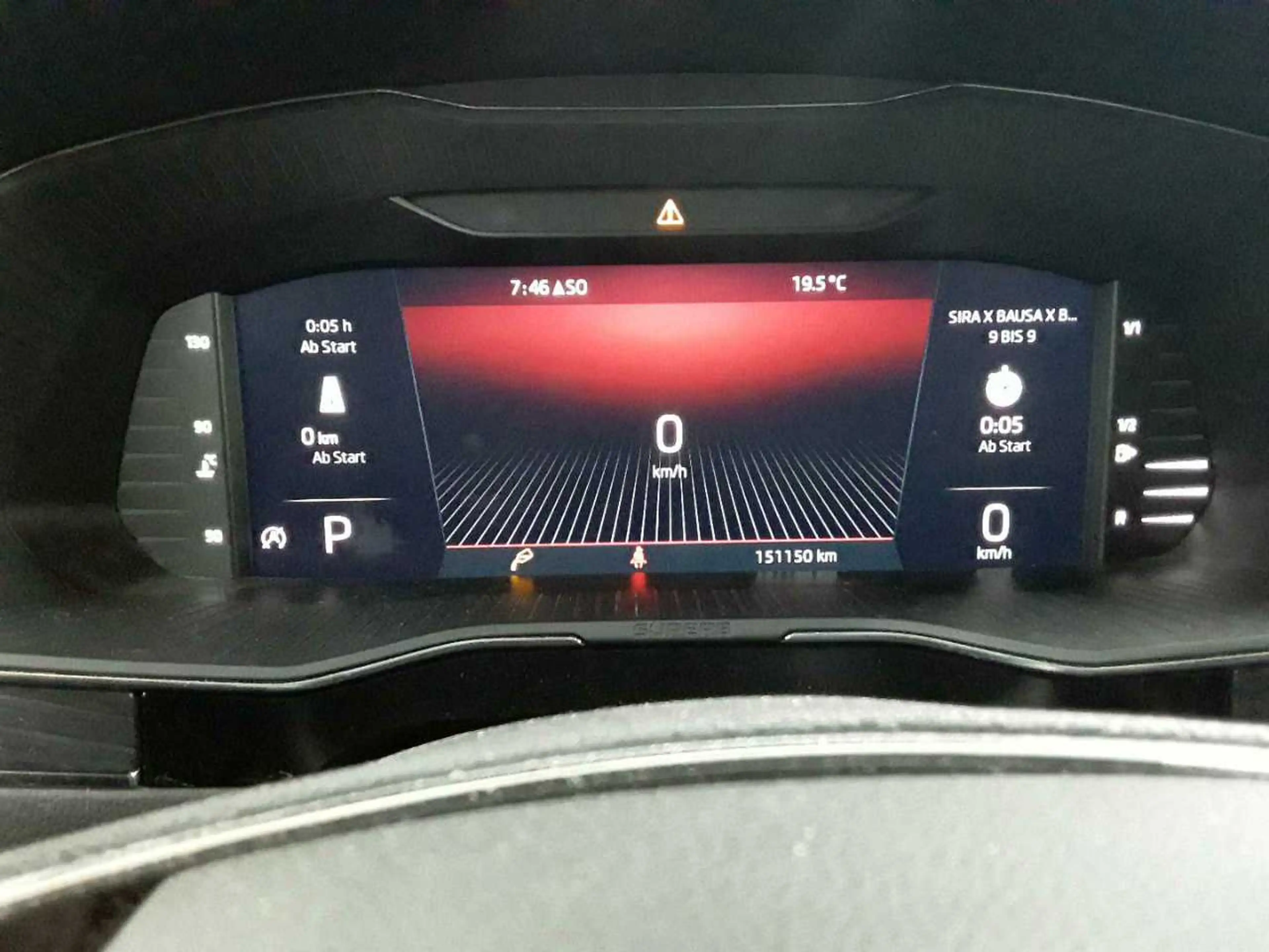 Skoda Superb Superb Combi 4x4 Style ACC NAV PDC — photo 11