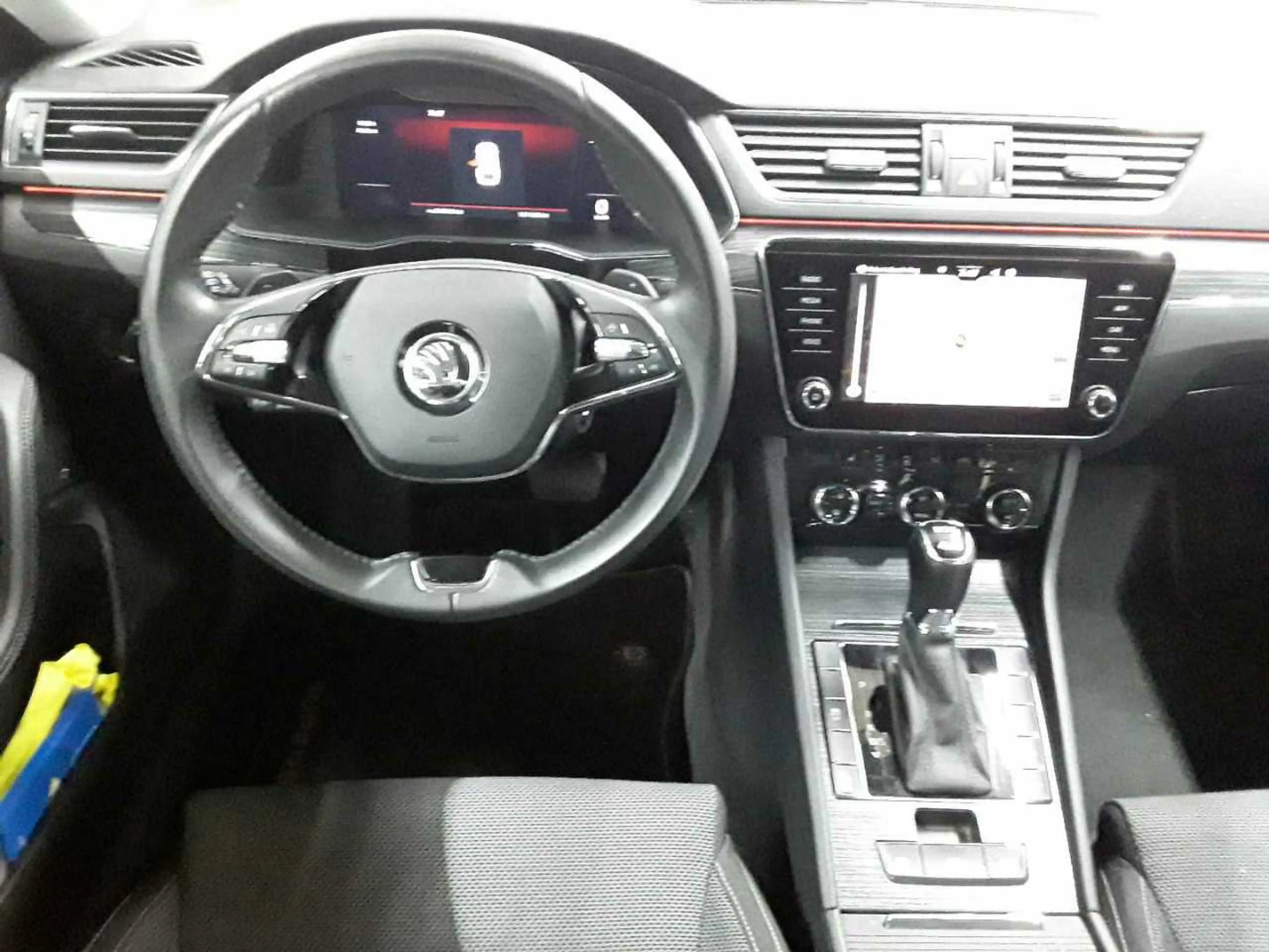 Skoda Superb Superb Combi 4x4 Style ACC NAV PDC — photo 10