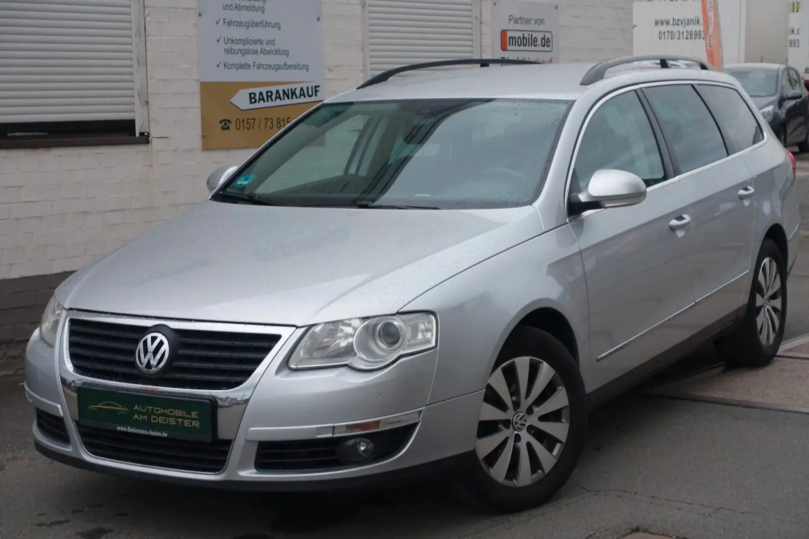 Volkswagen Passat Variant Comfortline*NAVI*SHZ*PDC*BC*170PS Plateado - 1