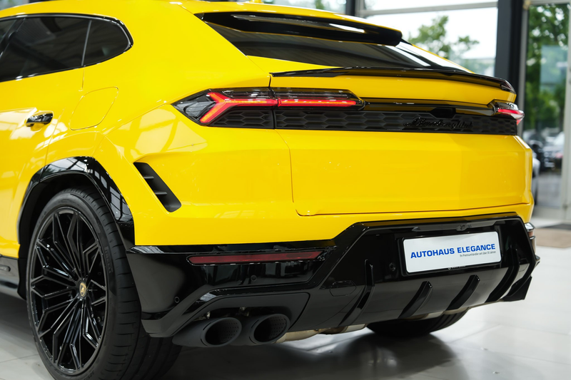 Lamborghini Urus — photo 10