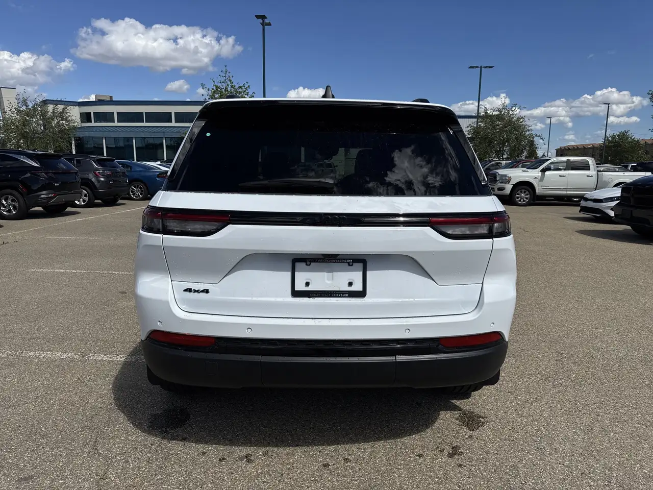 Jeep Grand Cherokee снимка Jeep Grand Cherokee