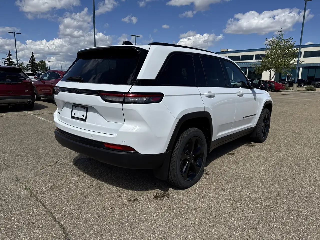 Jeep Grand Cherokee снимка Jeep Grand Cherokee