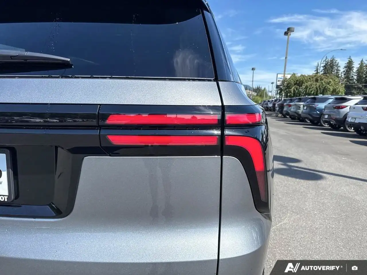 Chevrolet Traverse photo Chevrolet Traverse