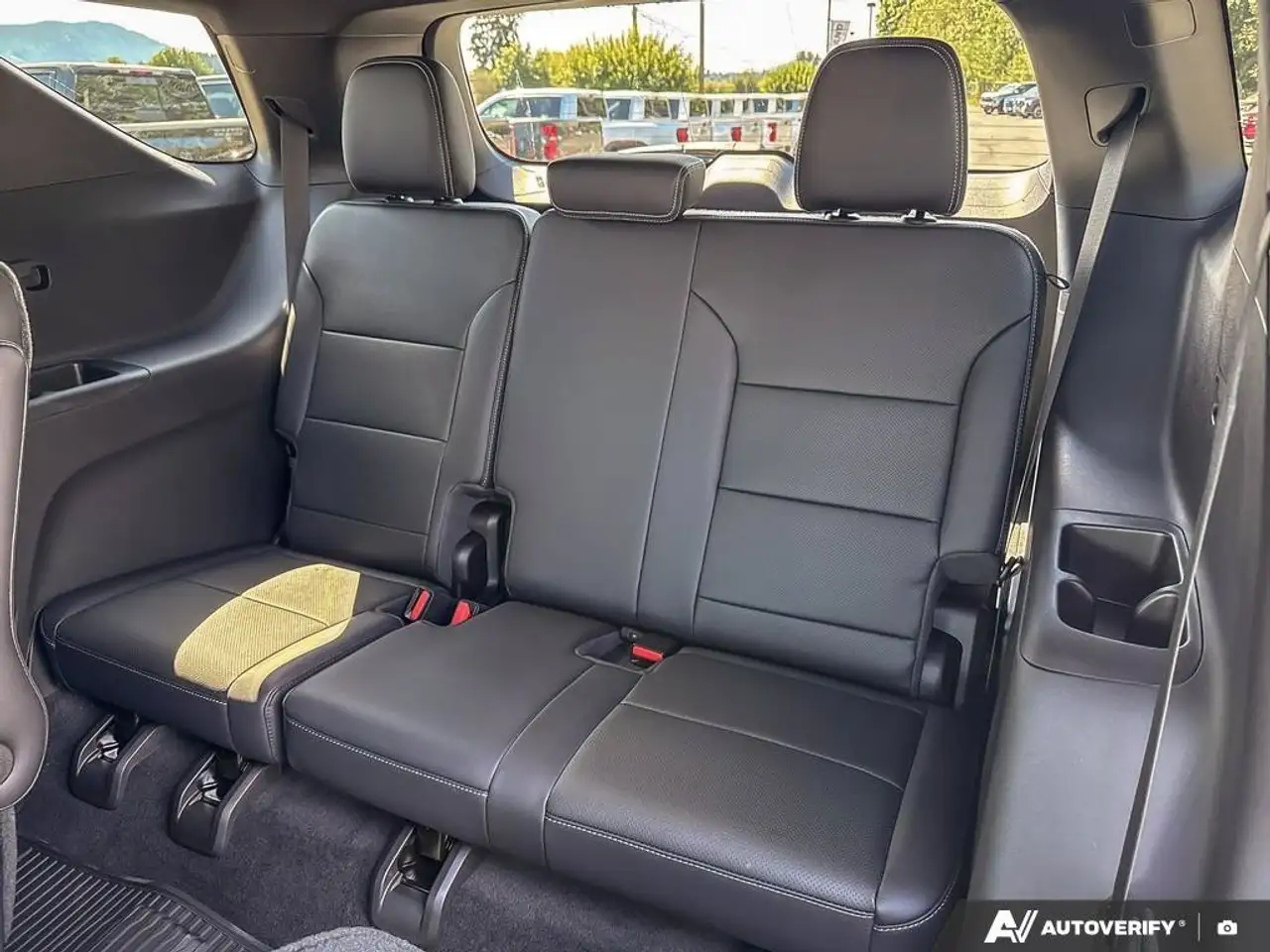 Chevrolet Traverse photo Chevrolet Traverse