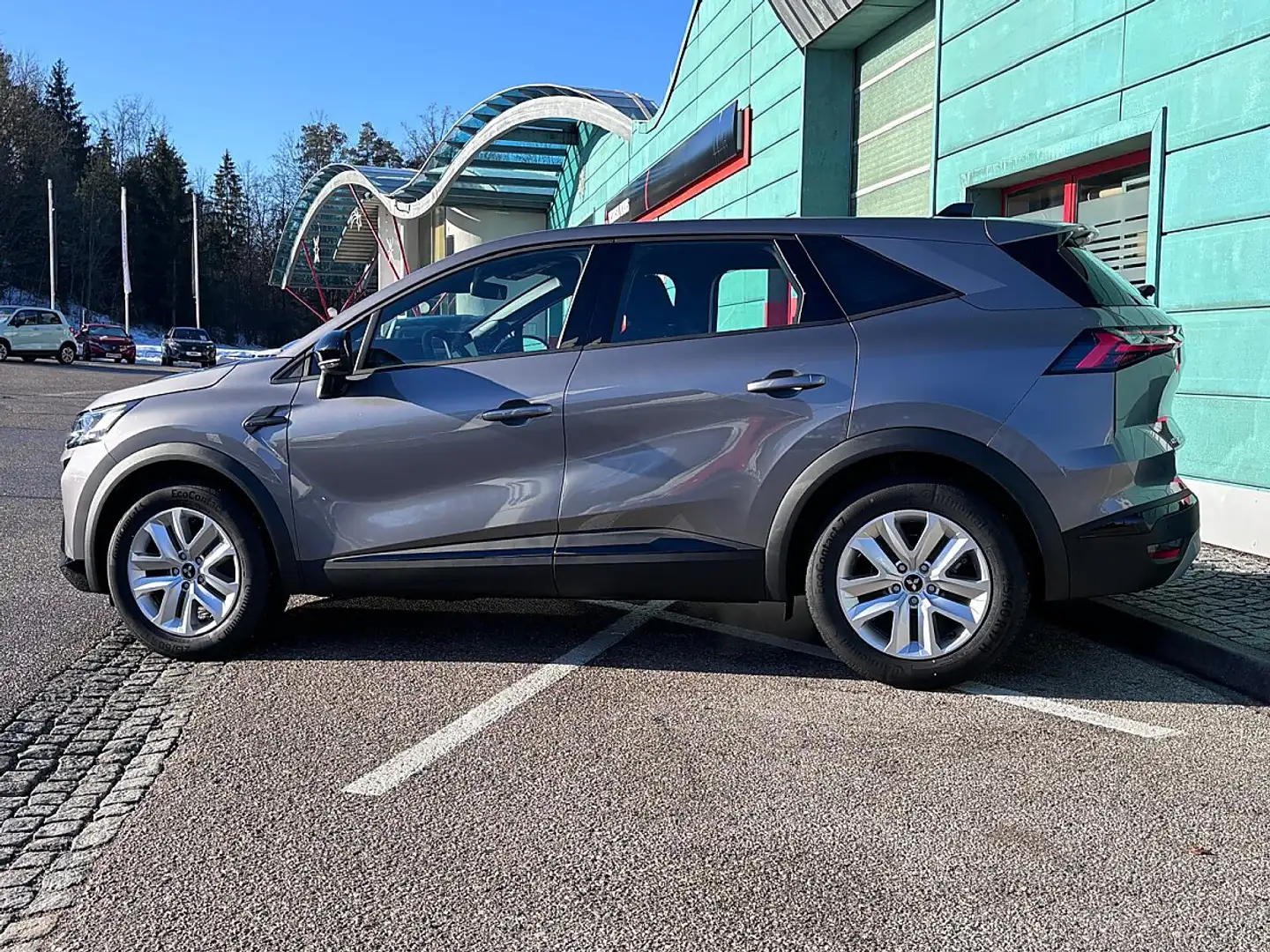 Mitsubishi Grandis Invite 1,3 l DI-T Mild Hybrid Grau - 2