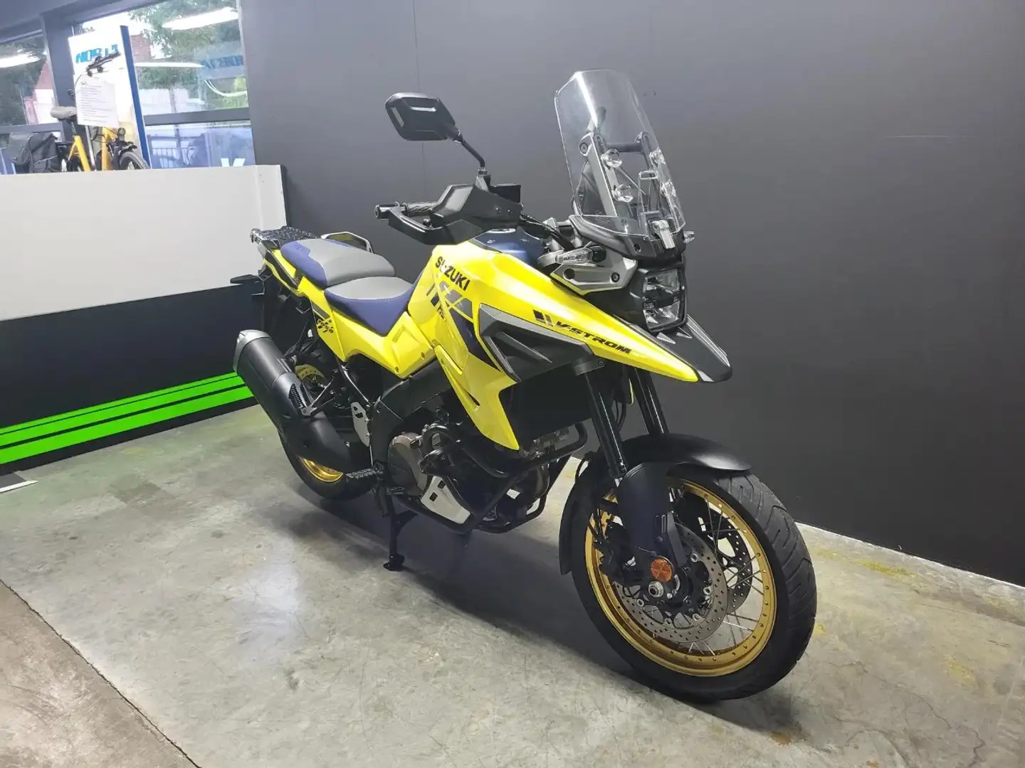 Suzuki V-Strom 1050 DL XT - 1