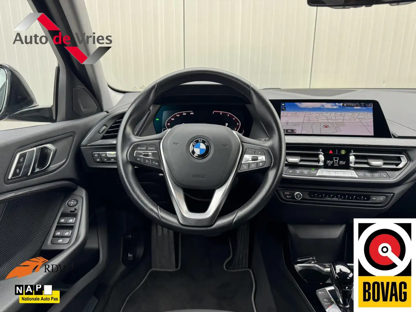 BMW 118 1-serie 118i Business Edition Sport Line|NL-Auto|N Noir - 2