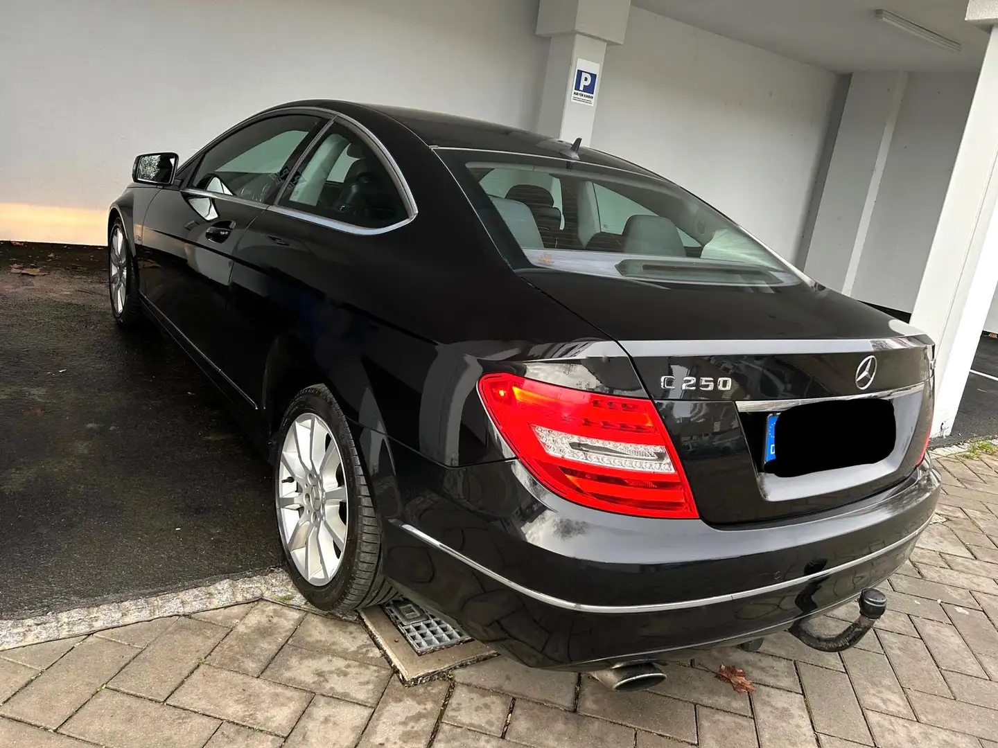 Mercedes-Benz C 250 C Klasse Coupe 250cdi Automatik AHK 1 Hand Czarny - 2