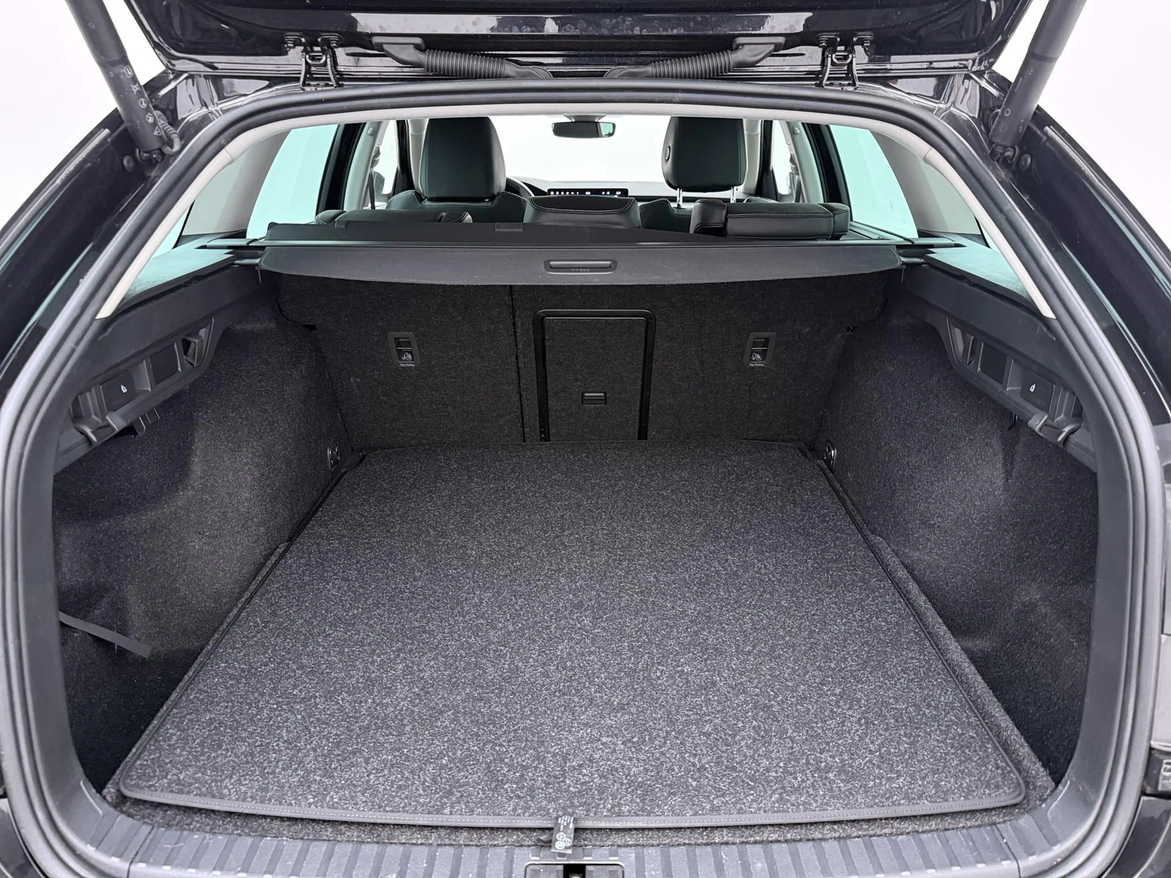 Skoda Octavia Combi 1.5 TSI Business Edition | Elek Achterklep | — photo 13