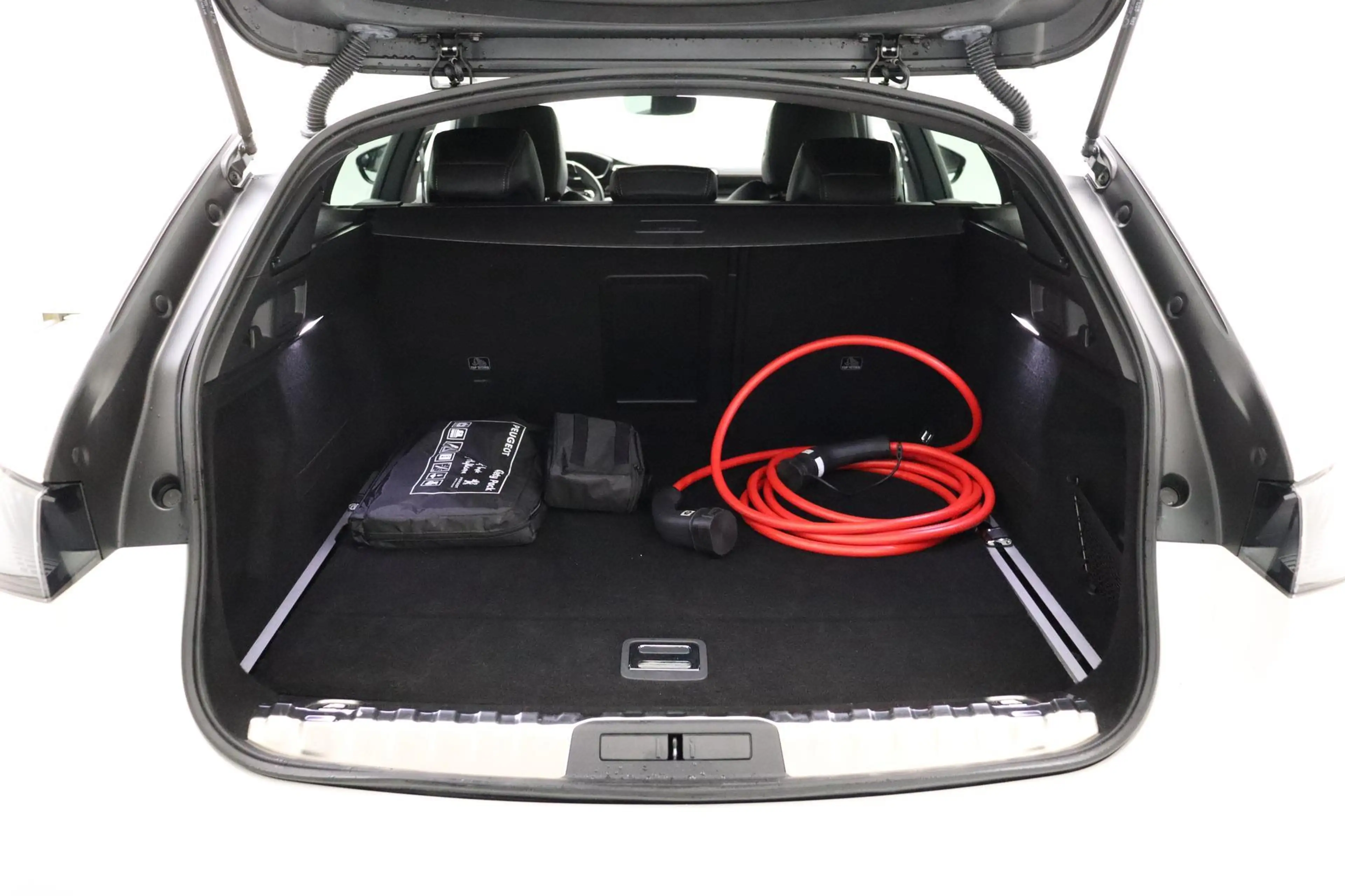 Peugeot 508 SW 1.6 HYbrid GT | Nieuwe tractiebatterij | 225pk — photo 13